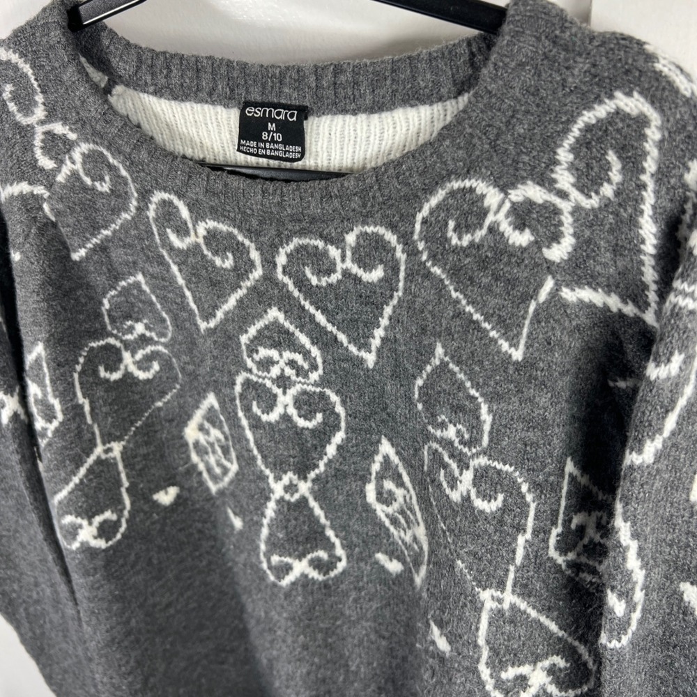 Esmara Womens Gray White Heart Pattern Knit Sweater Medium 8/10 Crew Neck 1653